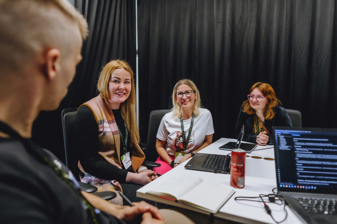 02.04.2026 Tõime Jõhvis toimunud karjäärimessil kokku ligi 200 tulevast arendajat ning rea Eesti juhtivaid tehnoloogiaettevõtteid. Värskes vormis karjäärimessil